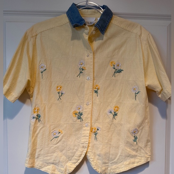 Vintage Yellow Floral Embroidered Shirt with Denim Collar - Picture 7 of 9